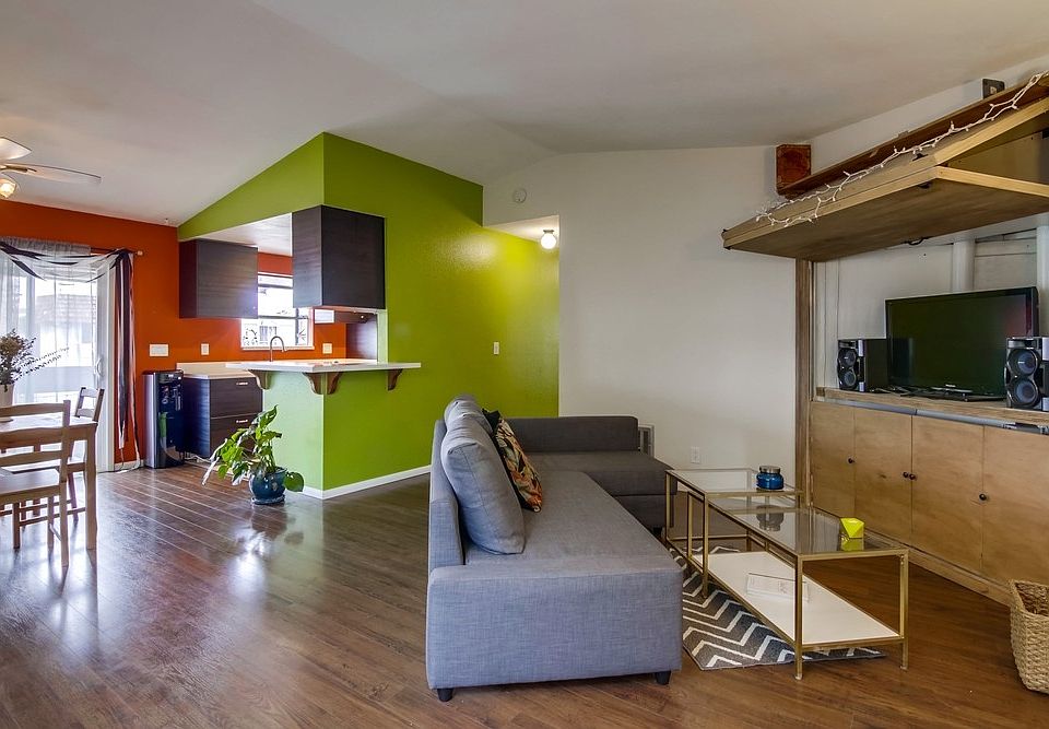 1st image of 4129 Highland Ave Unit 4