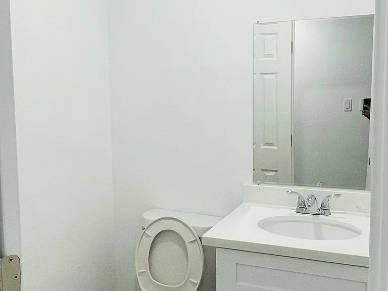 8416 Sandra St #B — Photo 6