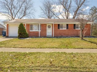 4735 Mapleview Dr, Vermilion, OH 44089