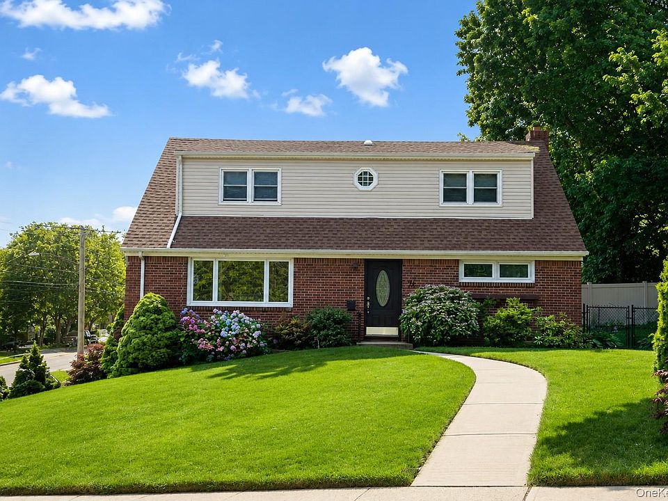 1st image of 74 Cypress Avenue