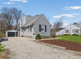 605 S Russell St, Champaign, IL 61821