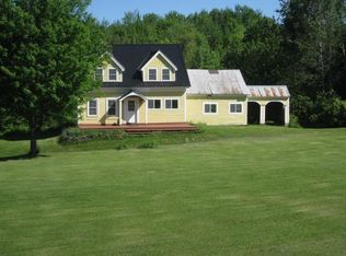 24 Dashney Rd, East Burke, VT 05832