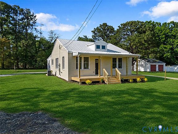 4th image of 1340 School House Rd