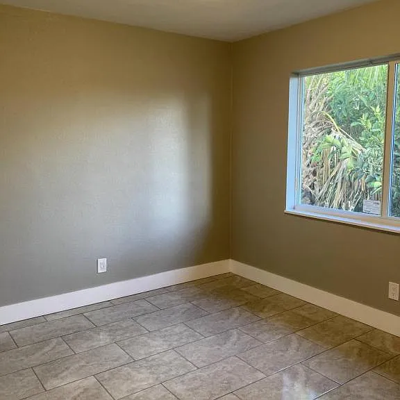 278 S Lake Ave #4 — Photo 8
