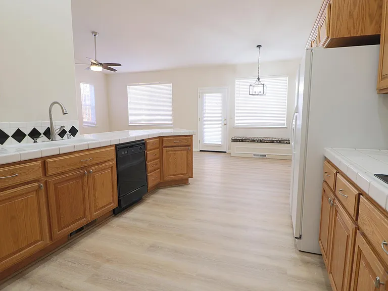 8701 White Fir St — Photo 14