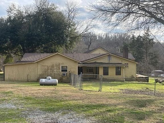 3rd image of 1260 Standard Hill Rd