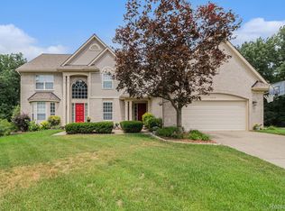 7610 Park Meadow Ln, West Bloomfield, MI 48324