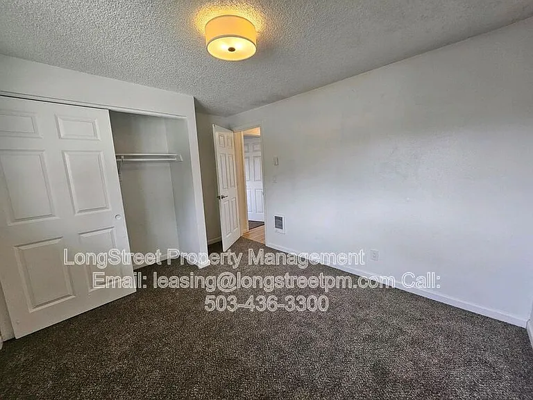 412 Pearl St #4 — Photo 14