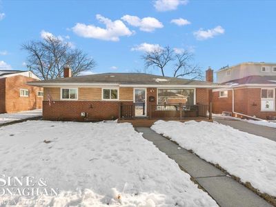 31736 Tanglewood Rd, Grosse Pointe, MI, 48236