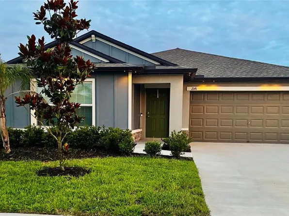 2141 Lanier Rd, Zephyrhills, FL 33541