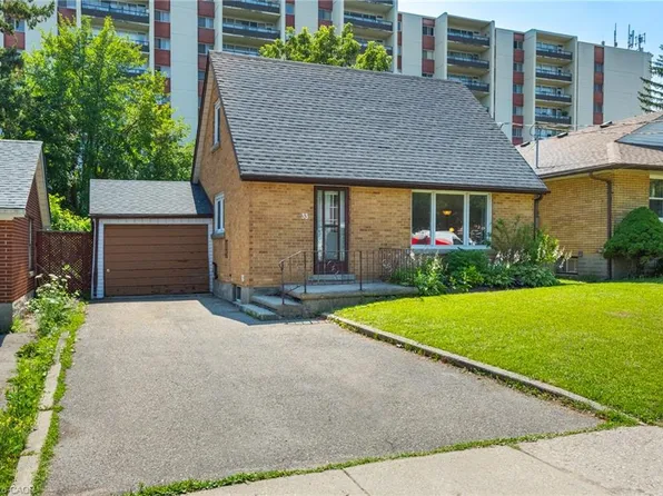 33 Belmont Ave E, Kitchener, ON N2M 4B8