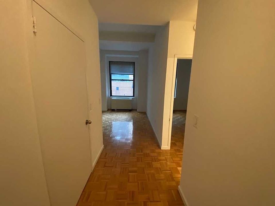 1st image of 75 W 100th St #8J