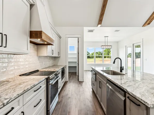 2489 County Road 2224, Decatur, TX 76234