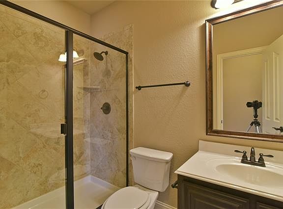 5th image of 9316 Wellington Dr