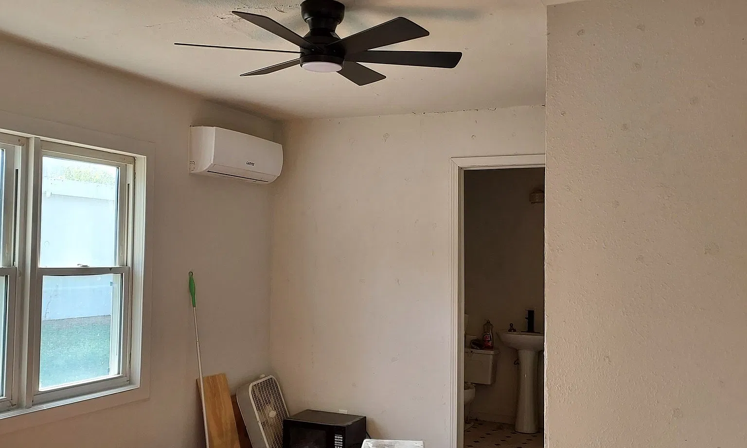 Single Family House — Photo 3