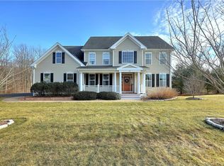 25A Hidden Meadow Rd, Seymour, CT 06483