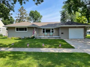 630 E Wilson Ave, Appleton, WI 54915