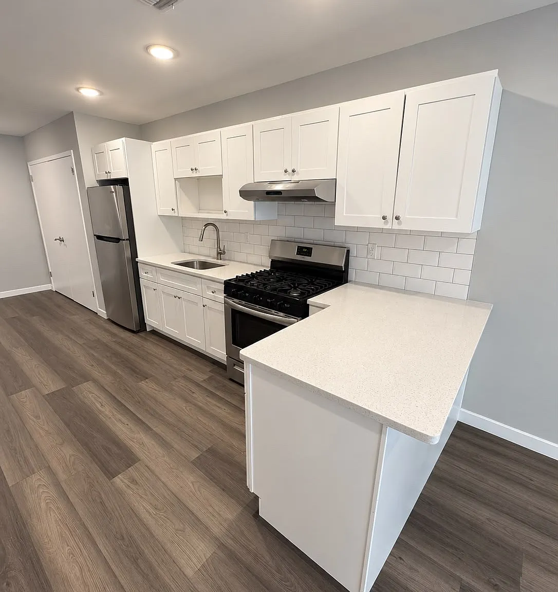 2 bed, $2,045 — Photo 2