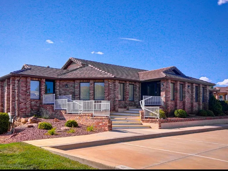2349 S Legacy Dr — Photo 16