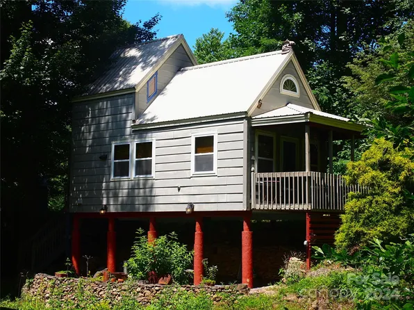 15281 Betsys Gap Rd, Clyde, NC 28721