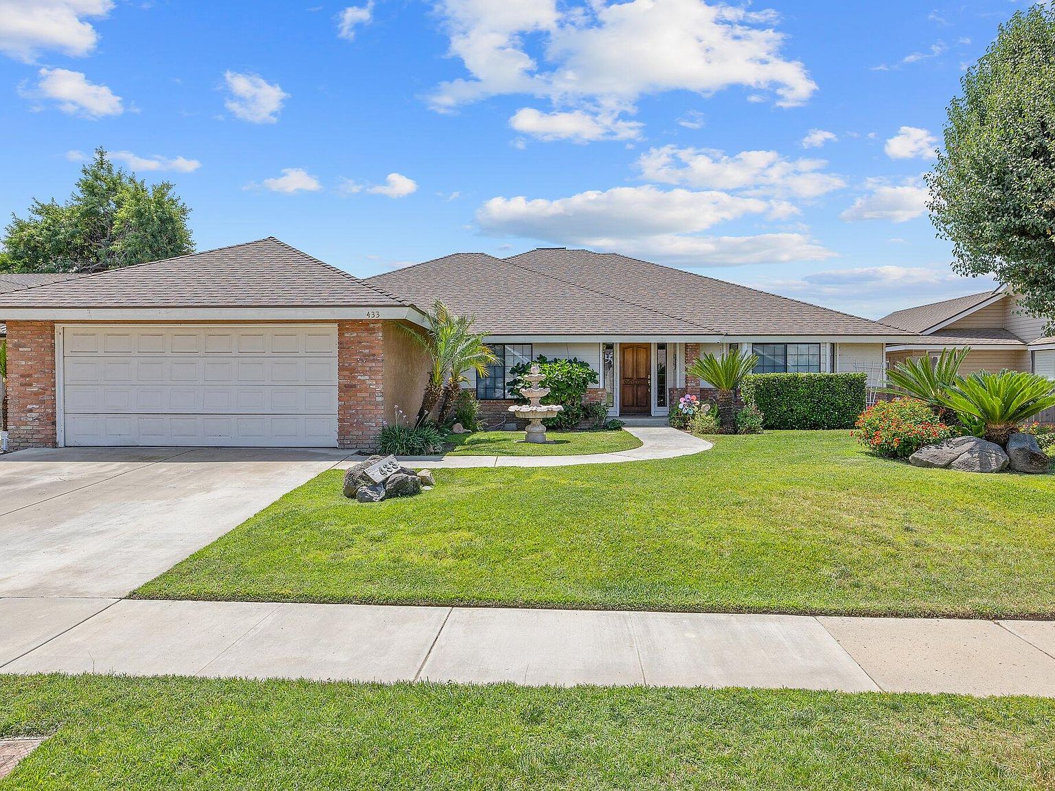 433 Jackson Avenue, Tulare, CA 93274 | Zillow