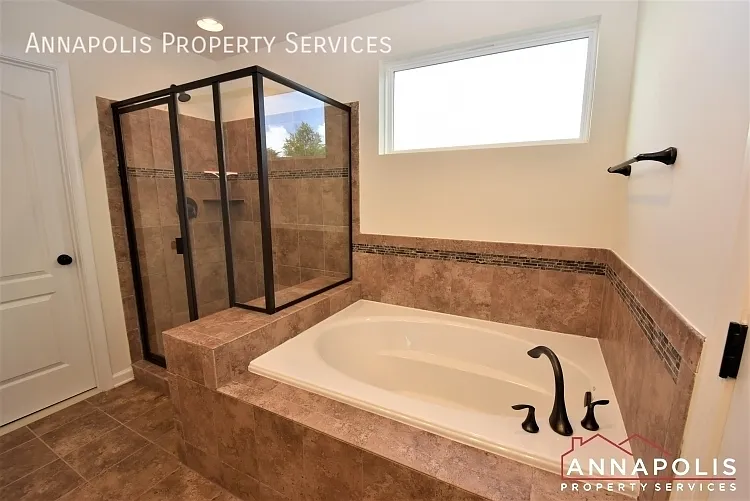 7946 Monrovia Dr — Photo 17