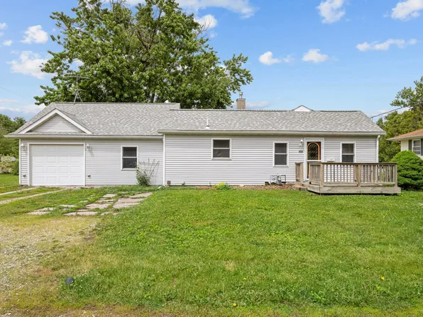 625 S Olive St, Geneseo, IL 61254