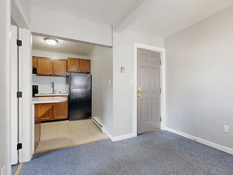 47 Court St — Photo 8
