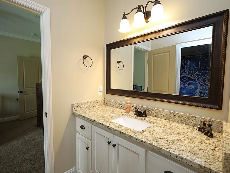 3905 Crusader Ct — Photo 14