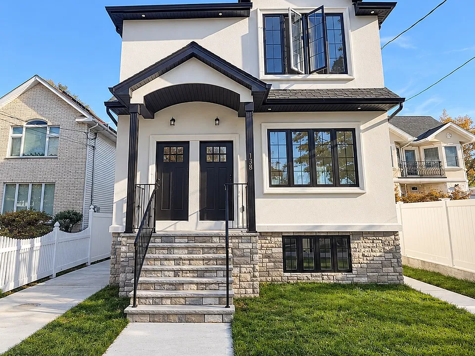 138 Rathbun Ave #2