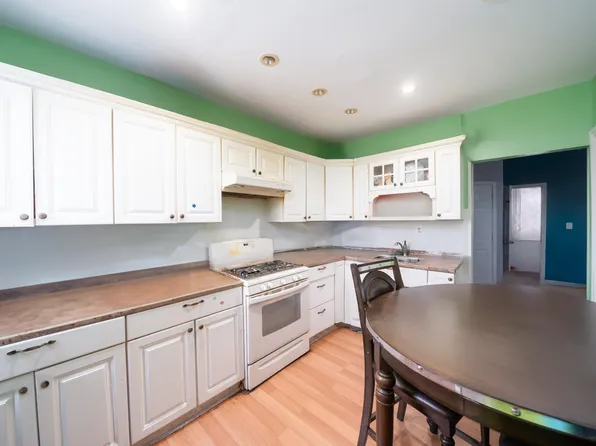 428 56th Street image 3 of 19