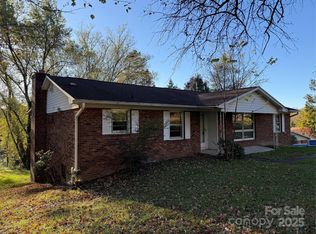 68 Sun Valley Dr, Alexander, NC 28701