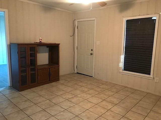 1st image of 301 Arnold Ct #303