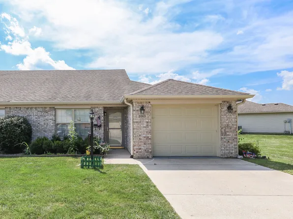 2063 Pelican Dr, Franklin, IN 46131