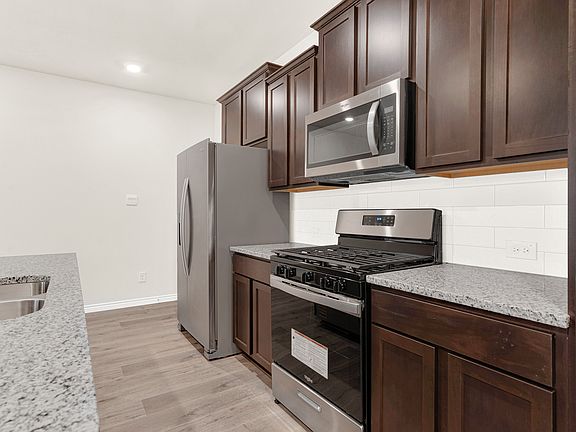 5th image of 1943 Hellams Ln #1