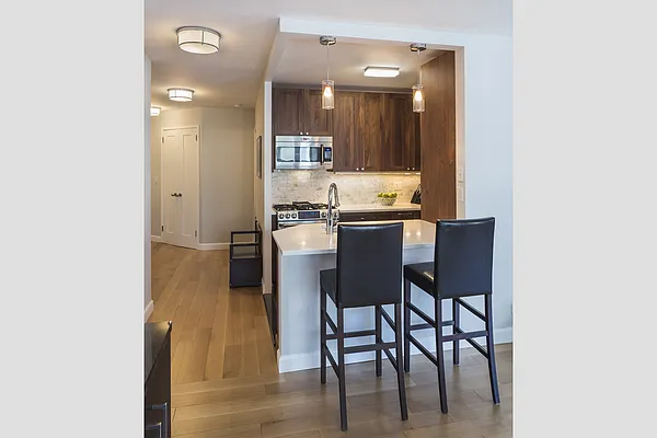 Sold by Stribling | media 5