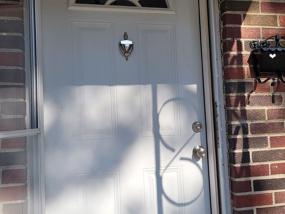 1st image of 1310 Sheridan Dr