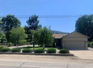 23421 Lakeview Dr, Tehachapi, CA 93561