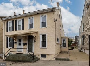 114 N Main St, Spring City, PA 19475