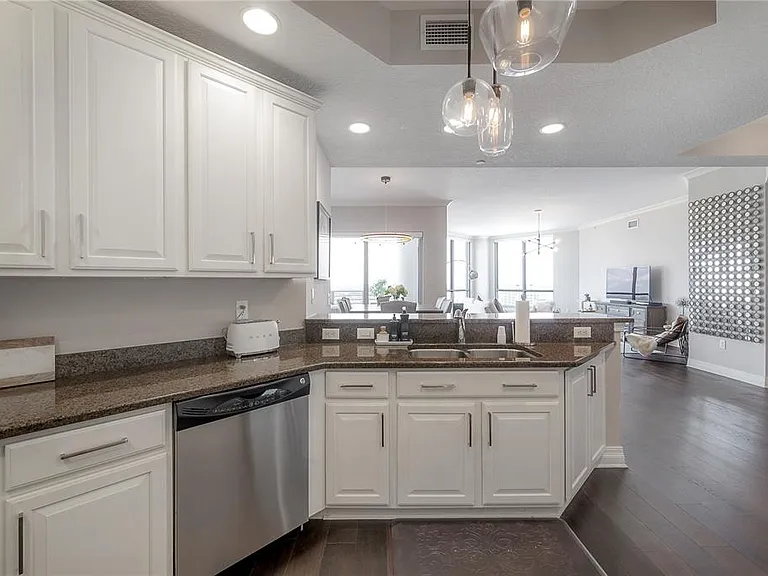 449 S 12th St #2501 — Photo 7