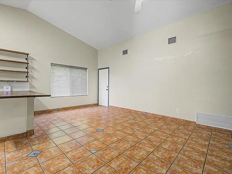 7992 S Lennox Ln — Photo 16