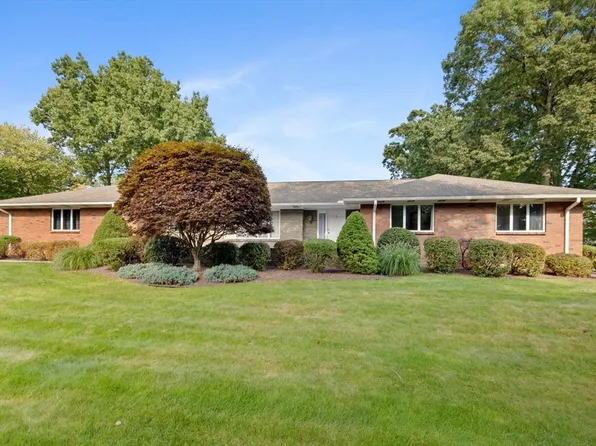 1 Laurel Ln, Wilbraham, MA 01095