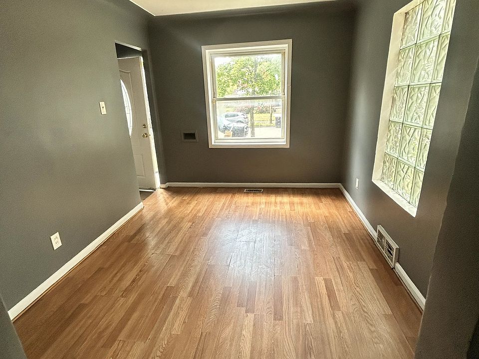 15301 Carlisle St, photo 11