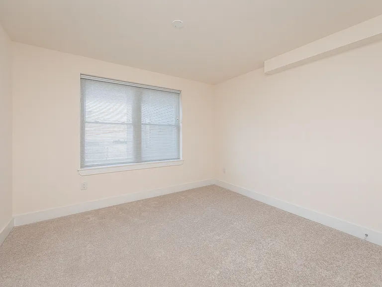 2445 N Front St #3 — Photo 16