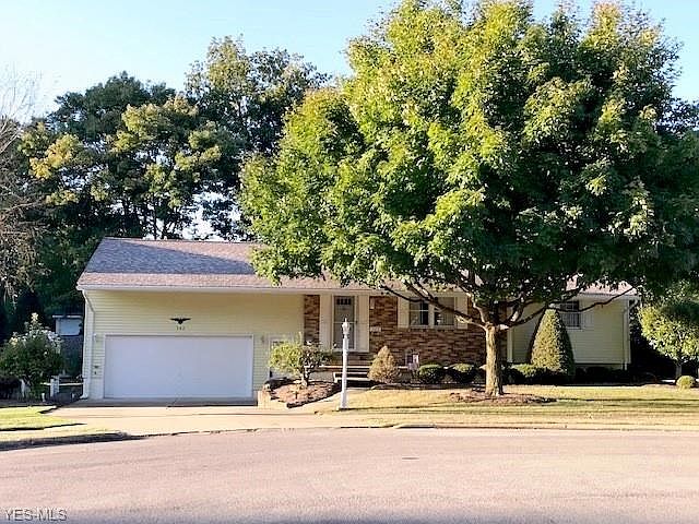 1st image of 382 Kingwood Dr