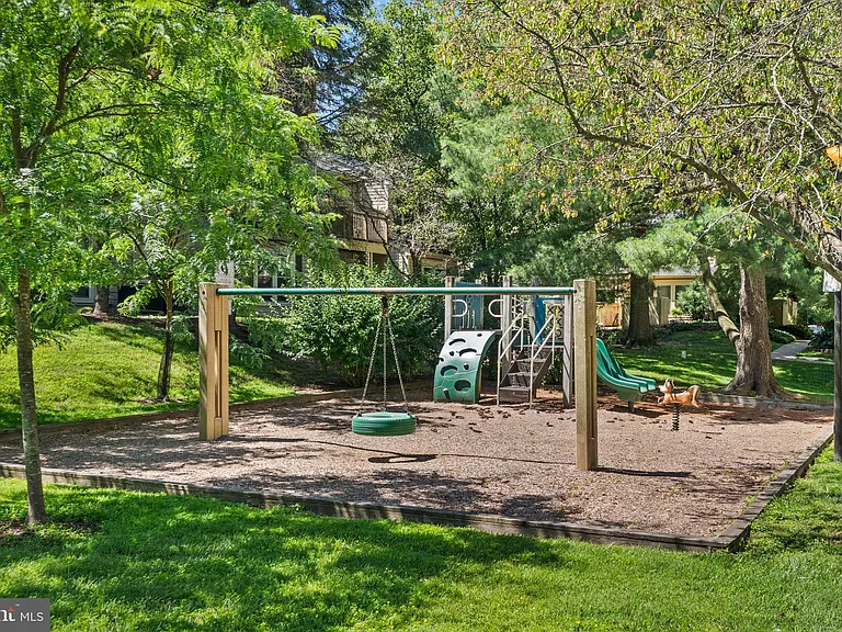 13207 Meander Cove Dr #71 — Photo 32