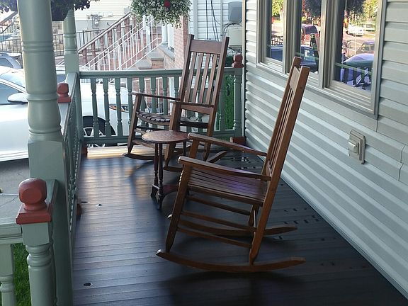 4th image of 318 Liberty Ave