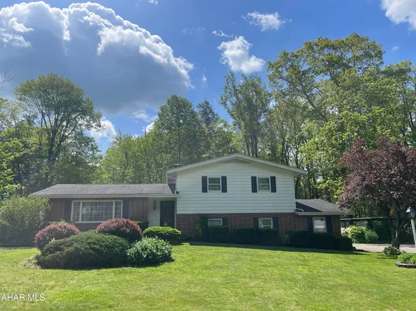 583 Oak Ln, Tyrone, PA 16686