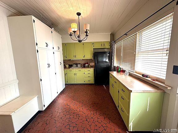 30th image of this home