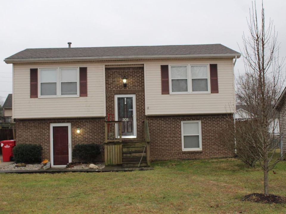 1st image of 301 Sycamore Ct